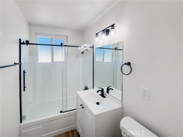 225 W Franklin, Pomona CA: https://media.crmls.org/medias/d37173c1-fa69-4cfb-bd99-8e70cdf3a962.jpg