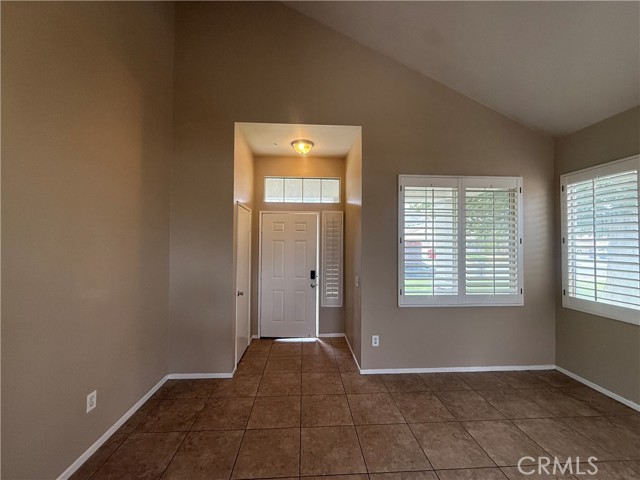 Detail Gallery Image 6 of 39 For 1420 Sunswept Dr, San Jacinto,  CA 92582 - 4 Beds | 2/1 Baths