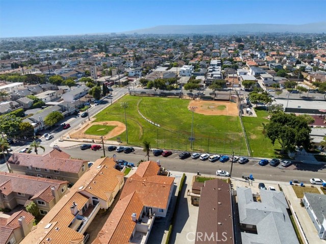 2317 Rockefeller Lane, Redondo Beach, California 90278, 3 Bedrooms Bedrooms, ,2 BathroomsBathrooms,Residential,Sold,Rockefeller,SB23135236