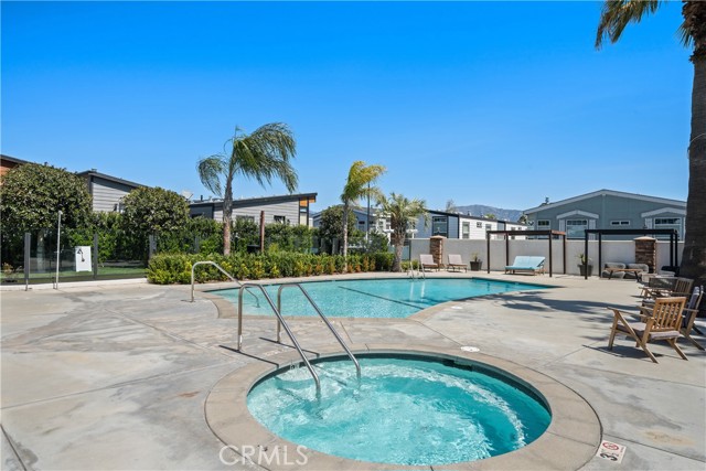 Detail Gallery Image 30 of 37 For 8250 Lankershim Blvd #33,  North Hollywood,  CA 91605 - 3 Beds | 2 Baths