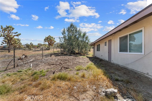 Detail Gallery Image 14 of 49 For 56620 Hidden Gold Drive, Yucca Valley,  CA 92284 - 3 Beds | 2 Baths