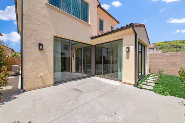 Detail Gallery Image 20 of 40 For 216 Piazza, Irvine,  CA 92602 - 4 Beds | 4 Baths