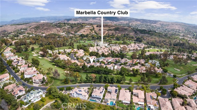 30781 Via Conquista, San Juan Capistrano CA: https://media.crmls.org/medias/d3733258-c8a3-479b-8561-0aa128c76bb2.jpg