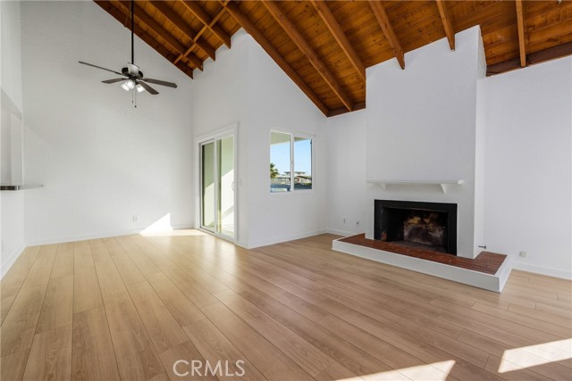 Detail Gallery Image 29 of 58 For 820 W Balboa Bld, Newport Beach,  CA 92661 - 5 Beds | 4/2 Baths