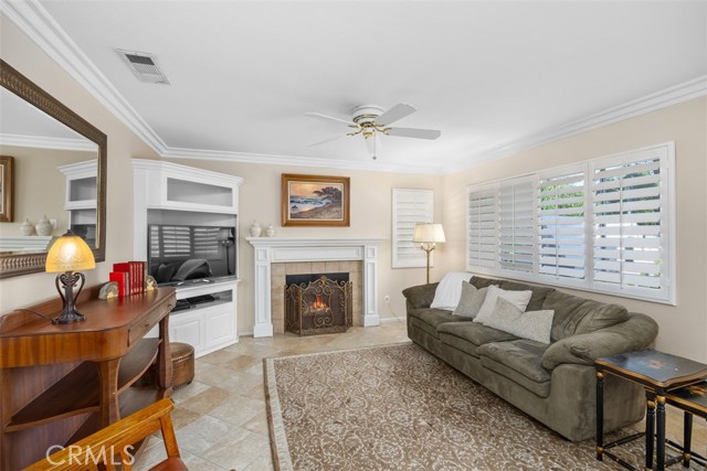 Detail Gallery Image 10 of 24 For 32295 via Arias, Temecula,  CA 92592 - 4 Beds | 2 Baths