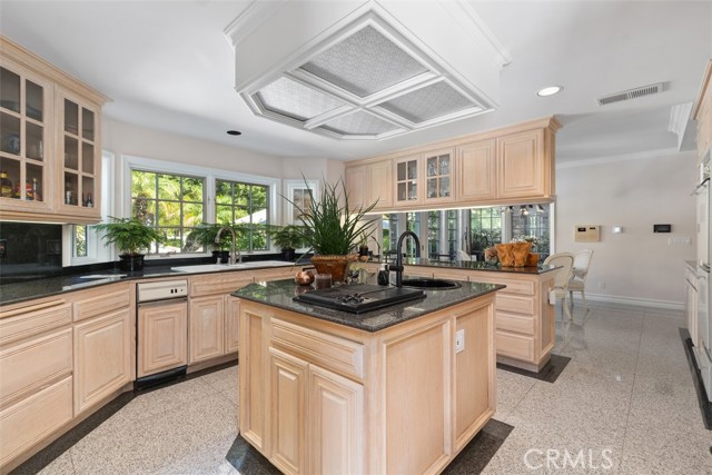 17702 Santiago Canyon Road, Silverado CA: https://media.crmls.org/medias/d375cc63-dcf2-4516-a65f-c63d4f605f94.jpg
