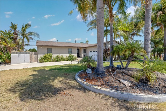 17971 Theodora Drive, Tustin CA: https://media.crmls.org/medias/d37616fd-2d95-40f0-81e5-7ef3091039e8.jpg