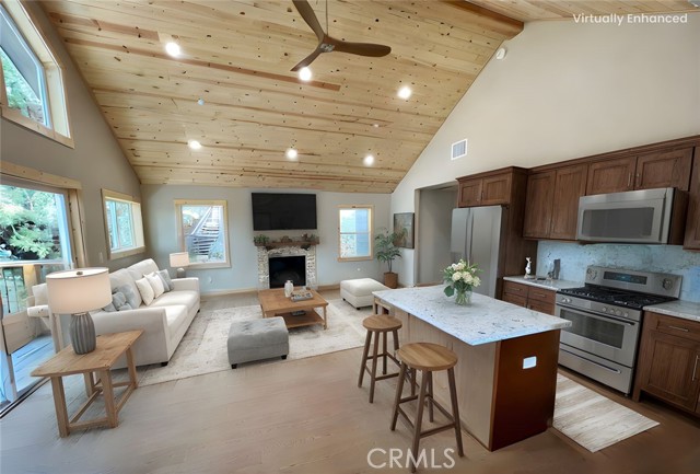 Detail Gallery Image 6 of 34 For 810 Villa Grove Ave, Big Bear City,  CA 92314 - 5 Beds | 3/1 Baths