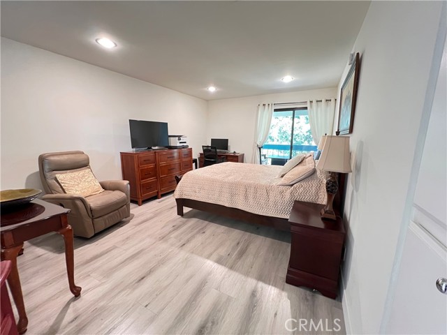 Detail Gallery Image 16 of 35 For 15335 Magnolia #215,  Sherman Oaks,  CA 91403 - 3 Beds | 2 Baths