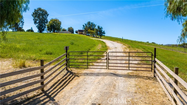 Detail Gallery Image 10 of 75 For 1876 Rancho Lomas Way, San Miguel,  CA 93451 - 4 Beds | 2/1 Baths