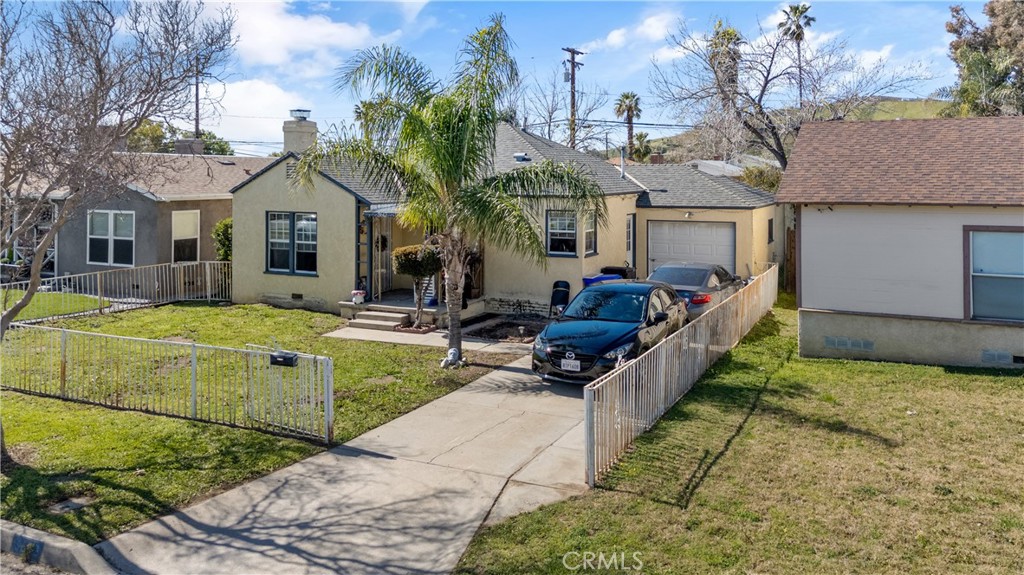 3612 N Pershing