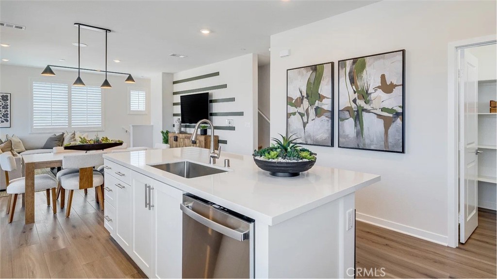 MLS #SW25153516 img 3