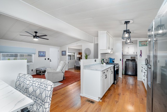 Detail Gallery Image 12 of 27 For 1300 W Menlo Ave #155,  Hemet,  CA 92543 - 2 Beds | 2 Baths