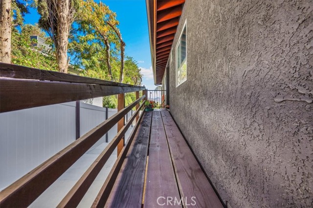 33230 Hollister, Lake Elsinore CA: https://media.crmls.org/medias/d37795b3-d1e2-415b-94df-d42d3bab3af0.jpg