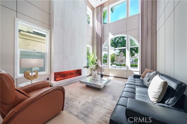 Image 7 of 44 For 1338 Golden Coast