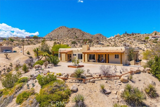 57710 Bandera Road, Yucca Valley CA: https://media.crmls.org/medias/d3794ad9-a161-4b78-9922-cf9aabcea325.jpg