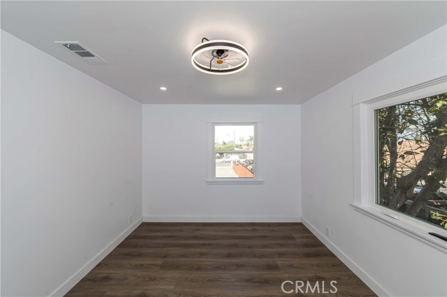 Detail Gallery Image 21 of 58 For 2502 W Pomona St, Santa Ana,  CA 92704 - 3 Beds | 2 Baths