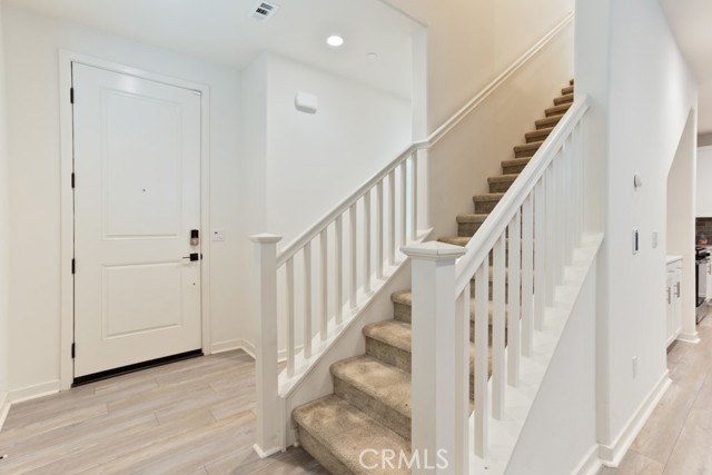 16040 Jamie Lane, Fontana CA: https://media.crmls.org/medias/d37a175a-c42d-4879-827a-671fed180cdb.jpg