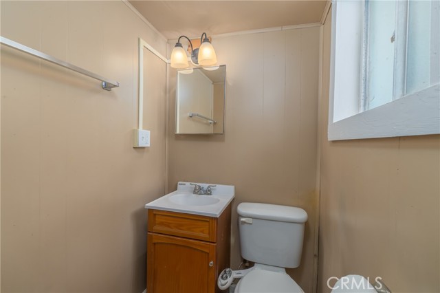 Detail Gallery Image 10 of 39 For 13689 Sonoma Ave, Clearlake,  CA 95422 - 2 Beds | 1 Baths