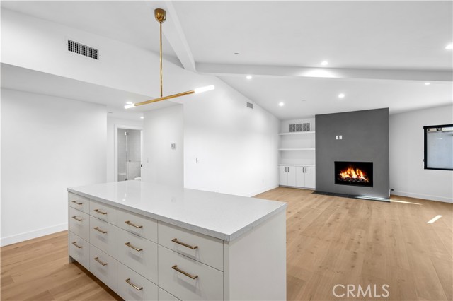 Detail Gallery Image 20 of 39 For 403 Serra Drive, Corona Del Mar,  CA 92625 - 3 Beds | 2/1 Baths