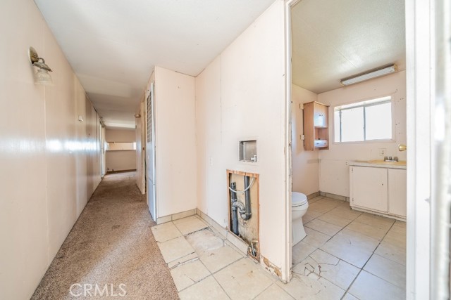 Detail Gallery Image 18 of 33 For 11025 Phelen Rd, Oak Hills,  CA 92344 - 3 Beds | 1 Baths