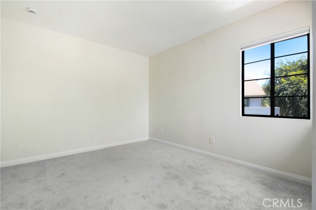 863 W 34th Street, Long Beach CA: https://media.crmls.org/medias/d37bb36d-9bf8-4098-bc56-c483b4e95723.jpg