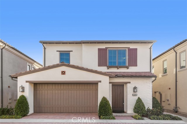 119 della, Irvine, CA 92602