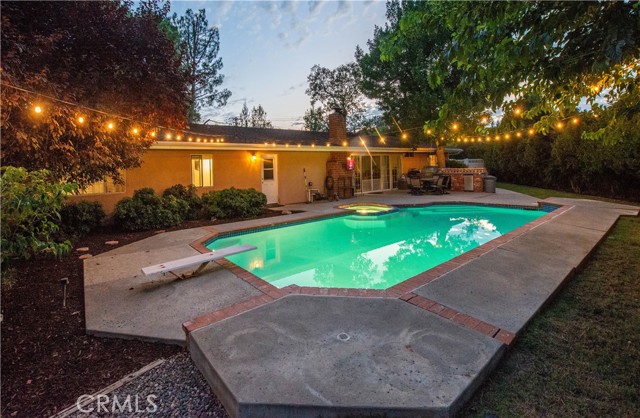 Detail Gallery Image 25 of 31 For 15877 Warm Springs Dr, Canyon Country,  CA 91387 - 5 Beds | 3 Baths