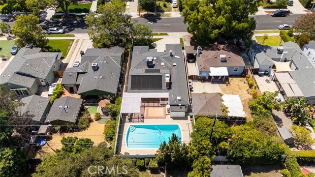 Detail Gallery Image 41 of 44 For 900 N California St, Burbank,  CA 91505 - 3 Beds | 2 Baths