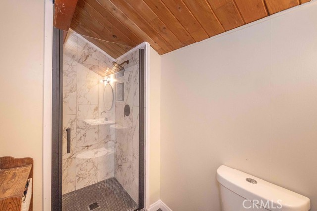 Detail Gallery Image 14 of 43 For 945 Tinker Bell Ave, Big Bear City,  CA 92314 - 3 Beds | 2 Baths