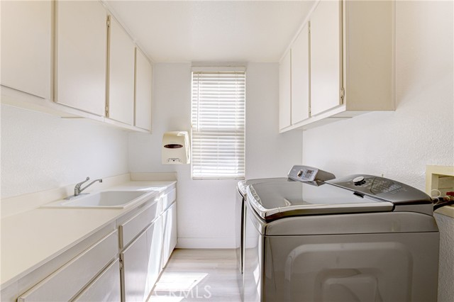 Detail Gallery Image 28 of 37 For 8034 Palm View, Riverside,  CA 92508 - 4 Beds | 4 Baths