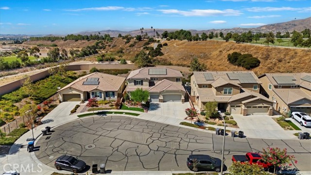 Detail Gallery Image 9 of 64 For 11050 Quince Ct, Corona,  CA 92883 - 5 Beds | 3 Baths