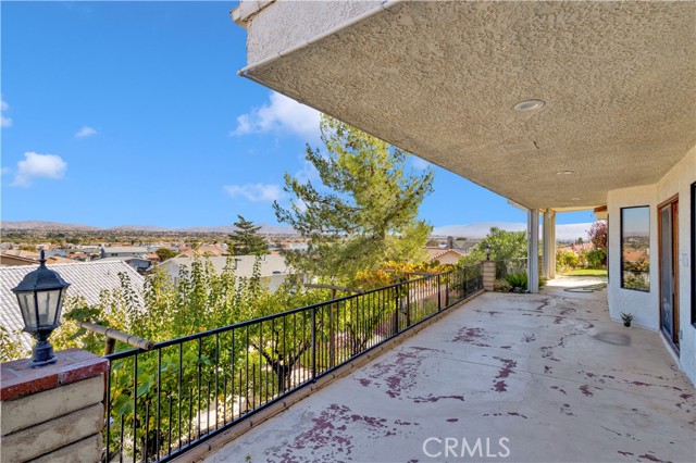 Detail Gallery Image 56 of 67 For 13685 Sierra Vista, Victorville,  CA 92395 - 3 Beds | 3 Baths