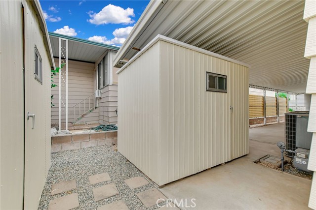 35218 Fir Avenue, Yucaipa CA: https://media.crmls.org/medias/d3811974-01d3-43f0-bdbf-c286da7d3c85.jpg