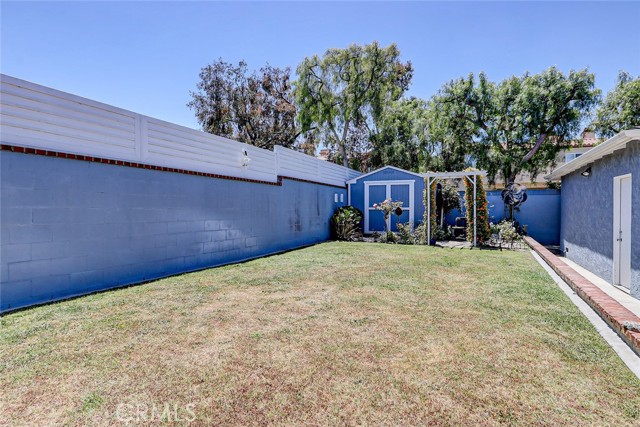 Detail Gallery Image 30 of 33 For 1736 1st St, Manhattan Beach,  CA 90266 - 3 Beds | 2 Baths