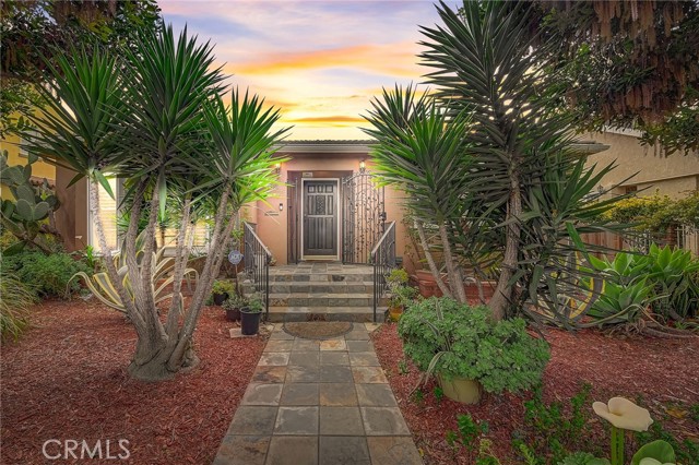 Detail Gallery Image 1 of 50 For 248 E San Antonio Dr, Long Beach,  CA 90807 - 3 Beds | 3 Baths