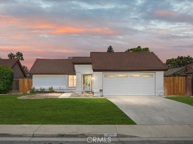 Detail Gallery Image 1 of 1 For 8912 Carvalho Ct, Bakersfield,  CA 93311 - 3 Beds | 2 Baths