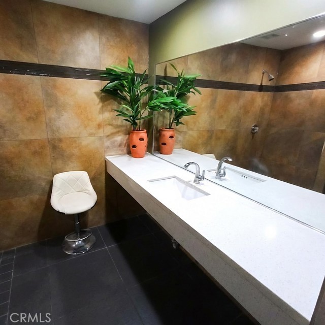 Detail Gallery Image 8 of 29 For 12273 Spruce, Desert Hot Springs,  CA 92240 - 4 Beds | 3/1 Baths