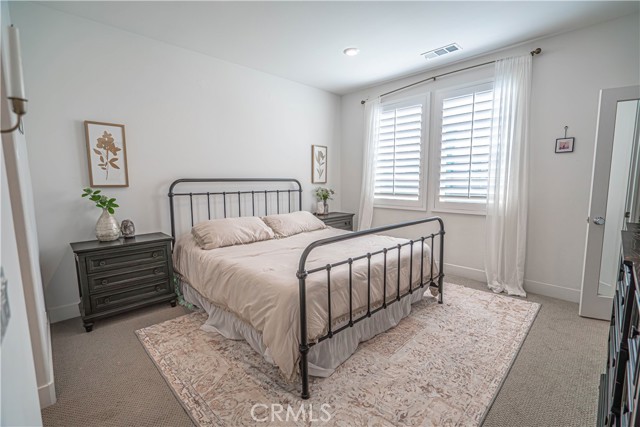 Detail Gallery Image 17 of 44 For 27068 Deer Way, Valencia,  CA 91381 - 2 Beds | 2/1 Baths