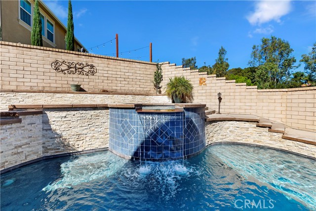 Detail Gallery Image 47 of 66 For 1431 Burnett Cir, Corona,  CA 92882 - 5 Beds | 3/1 Baths