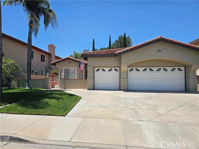 Detail Gallery Image 3 of 22 For 45665 Calle Ayora, Temecula,  CA 92592 - 3 Beds | 2 Baths