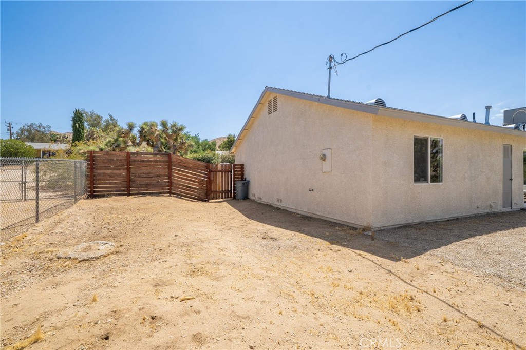 MLS #OC25265495 image #38