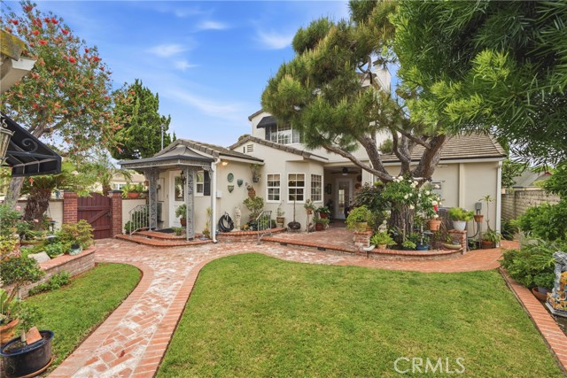 Detail Gallery Image 25 of 34 For 1820 Edgewood Dr, Alhambra,  CA 91803 - 3 Beds | 2/1 Baths