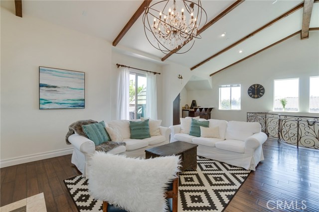 523 Lucia Avenue, Redondo Beach, California 90277, 4 Bedrooms Bedrooms, ,4 BathroomsBathrooms,Residential,Sold,Lucia,SB18107148