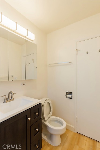 Detail Gallery Image 7 of 14 For 608 Esplanade #2,  Redondo Beach,  CA 90277 - 1 Beds | 1 Baths