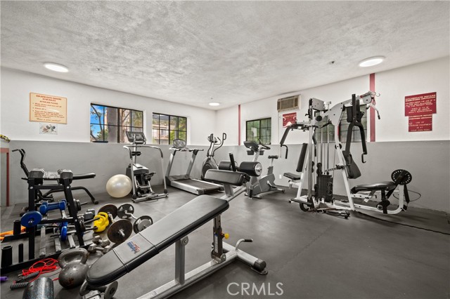 Detail Gallery Image 32 of 34 For 730 W 4th St #307,  Long Beach,  CA 90802 - 1 Beds | 1/1 Baths