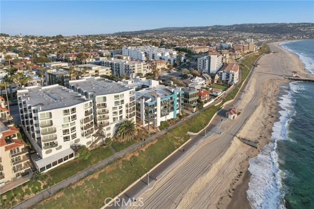 Detail Gallery Image 37 of 42 For 575 Esplanade #205,  Redondo Beach,  CA 90277 - 2 Beds | 2 Baths