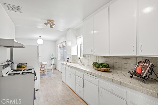 1139 W 149th Street, Gardena CA: https://media.crmls.org/medias/d387005b-0b91-46e5-892a-f3f4925d5ed2.jpg