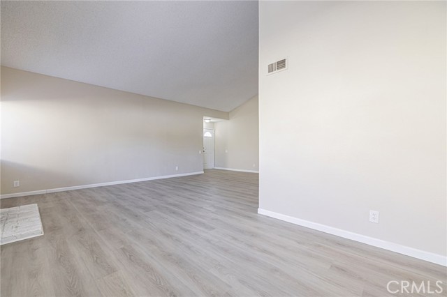 Detail Gallery Image 13 of 37 For 44125 Rodin, Lancaster,  CA 93535 - 4 Beds | 2 Baths