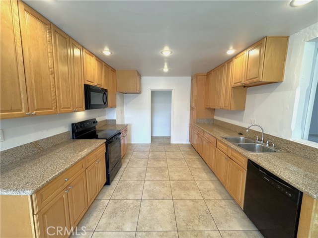 Detail Gallery Image 5 of 13 For 1515 Mural Dr, Claremont,  CA 91711 - 3 Beds | 2 Baths